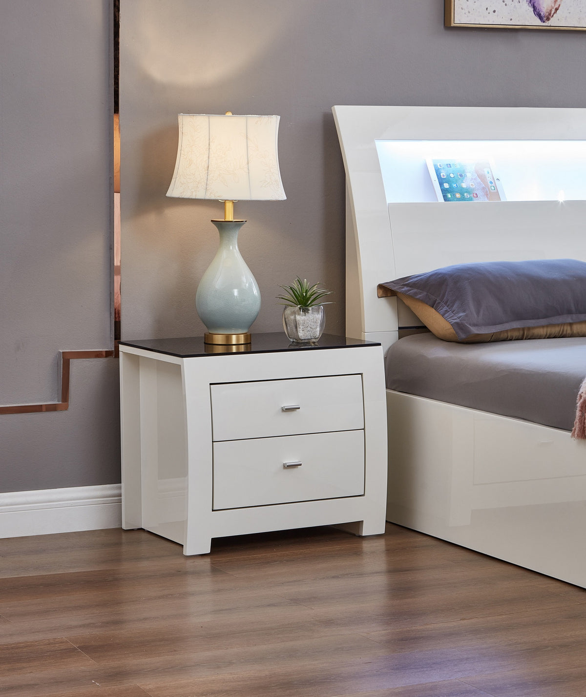 Barcelona Collection High-Gloss White LED Hydraulic Storage Bedroom Set with USB Charging