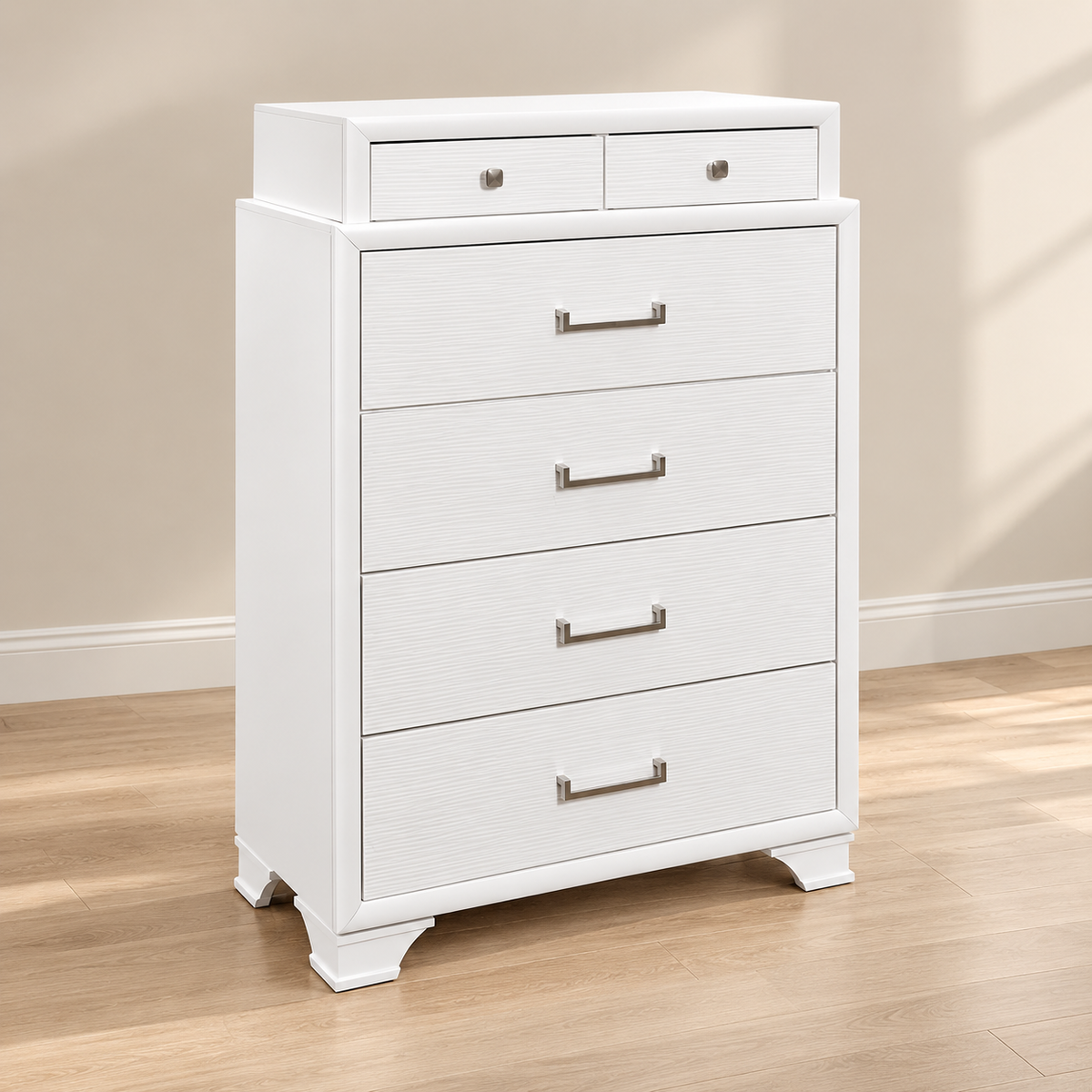 Jordyn White Collection Lacquer 5-Drawer Bedroom Chest